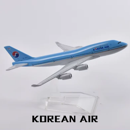 Aviatrix 16cm B747 Model